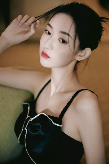 亚洲AⅤ日韩综合一区尤物