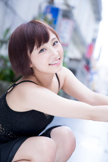 亚洲aV舒服丰满在线播放